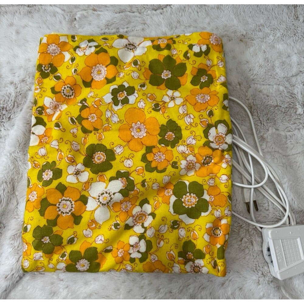 Vintage 70s Sears Heating Pad MCM With Yellow Floral Pattern Cover Works!